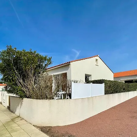 Feriehus Maison T2 Avec Piscine, 2 Terrasses, 750m Plage - - Fr-1-231-319